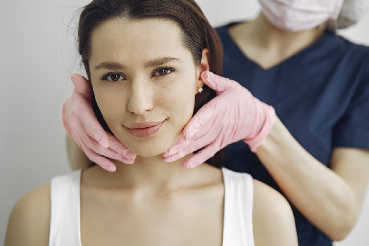 What Is a Microvascular Surgeon? Flap Reconstruction Explained